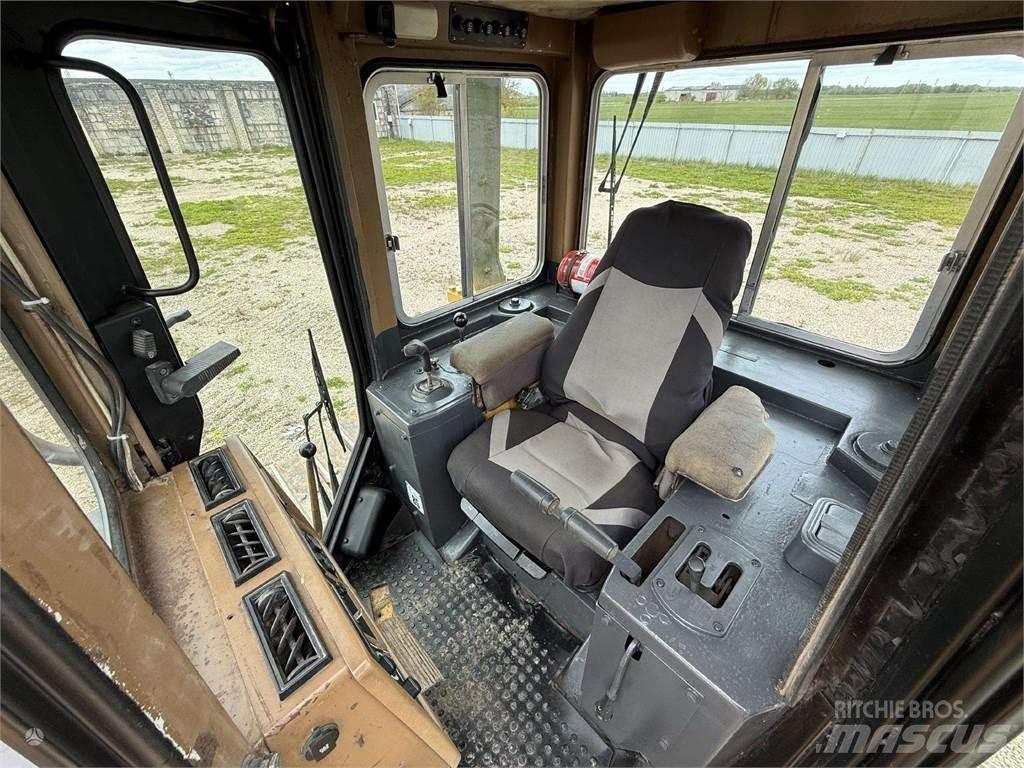 CAT D4H LGP Vikšriniai buldozeriai