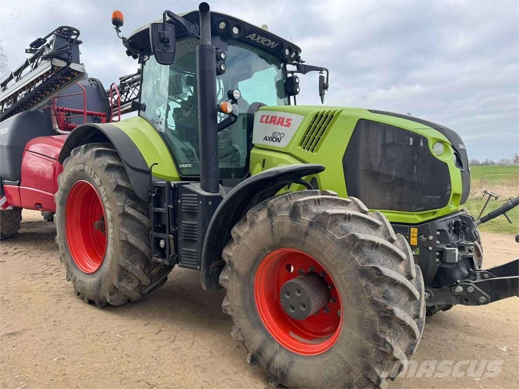 CLAAS Axion 870 Traktoriai