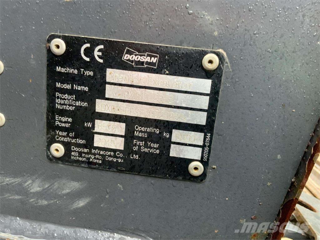 Doosan DX140 Vikšriniai ekskavatoriai