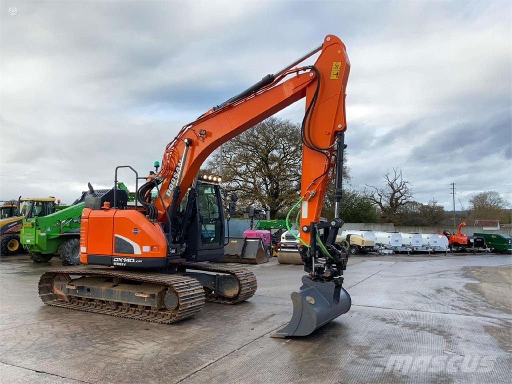 Doosan DX140 LCR Vikšriniai ekskavatoriai