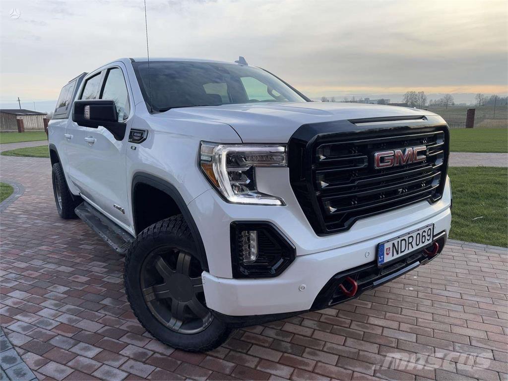 GMC  Lengvieji automobiliai