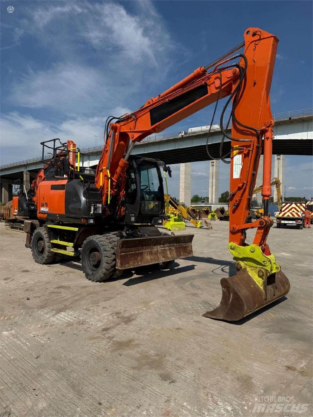 Hitachi ZX145W-6 Vikšriniai ekskavatoriai