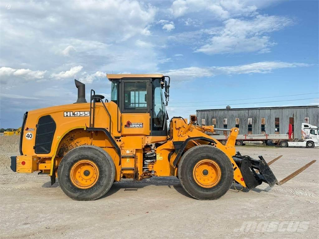 Hyundai HL 955 Naudoti ratiniai krautuvai