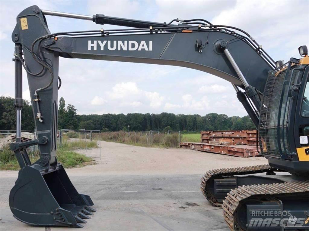 Hyundai R215 Vikšriniai ekskavatoriai