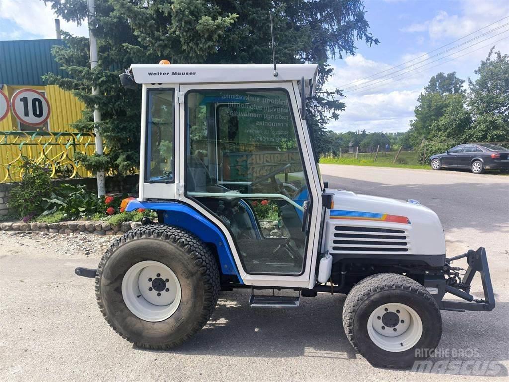 Iseki 325 Traktoriai