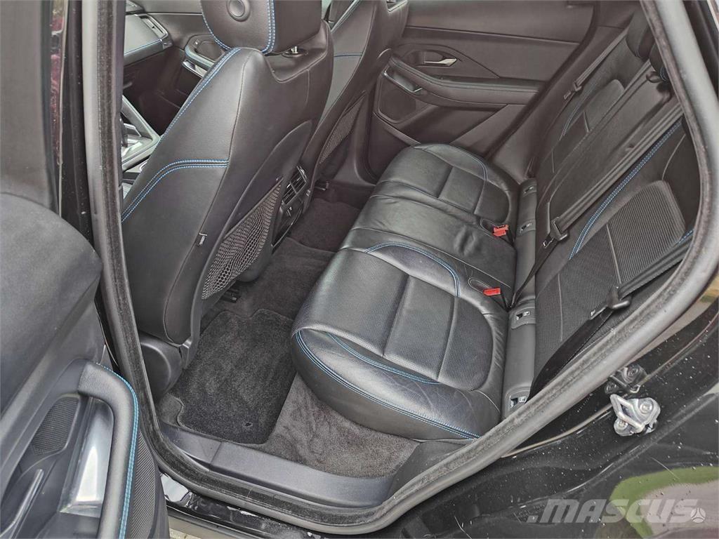 Jaguar  Lengvieji automobiliai