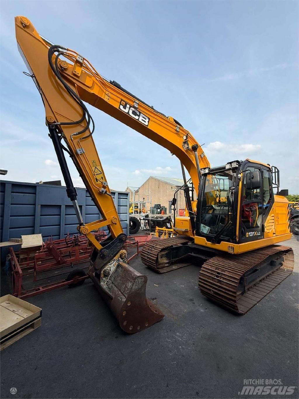 JCB 131X L SV Vikšriniai ekskavatoriai