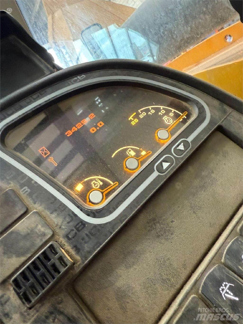 JCB 540-170 Teleskopiniai krautuvai