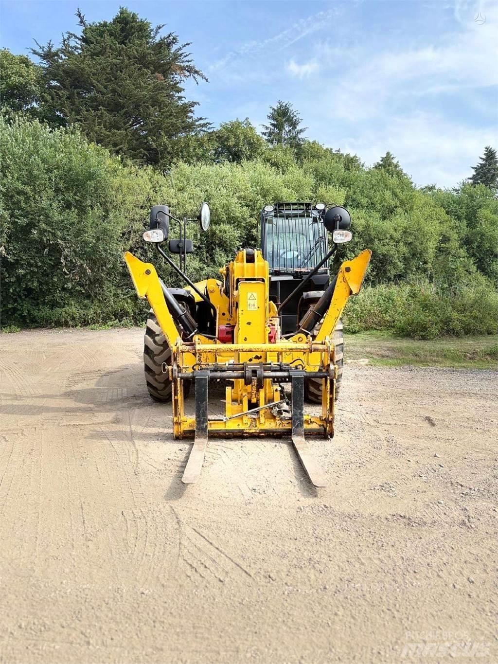 JCB 540-170 Teleskopiniai krautuvai