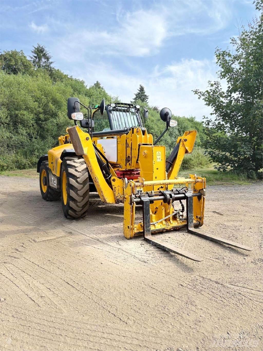 JCB 540-170 Teleskopiniai krautuvai