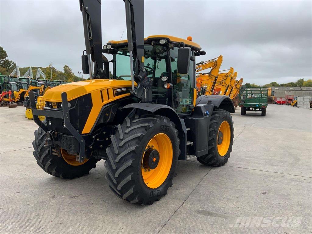 JCB Fastrac 4220 Traktoriai
