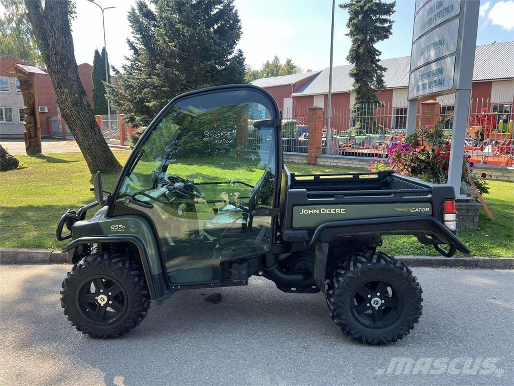 John Deere  Visureigiai