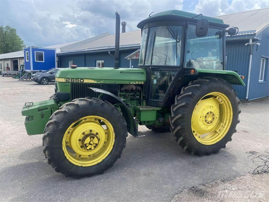 John Deere 2850AS Traktoriai