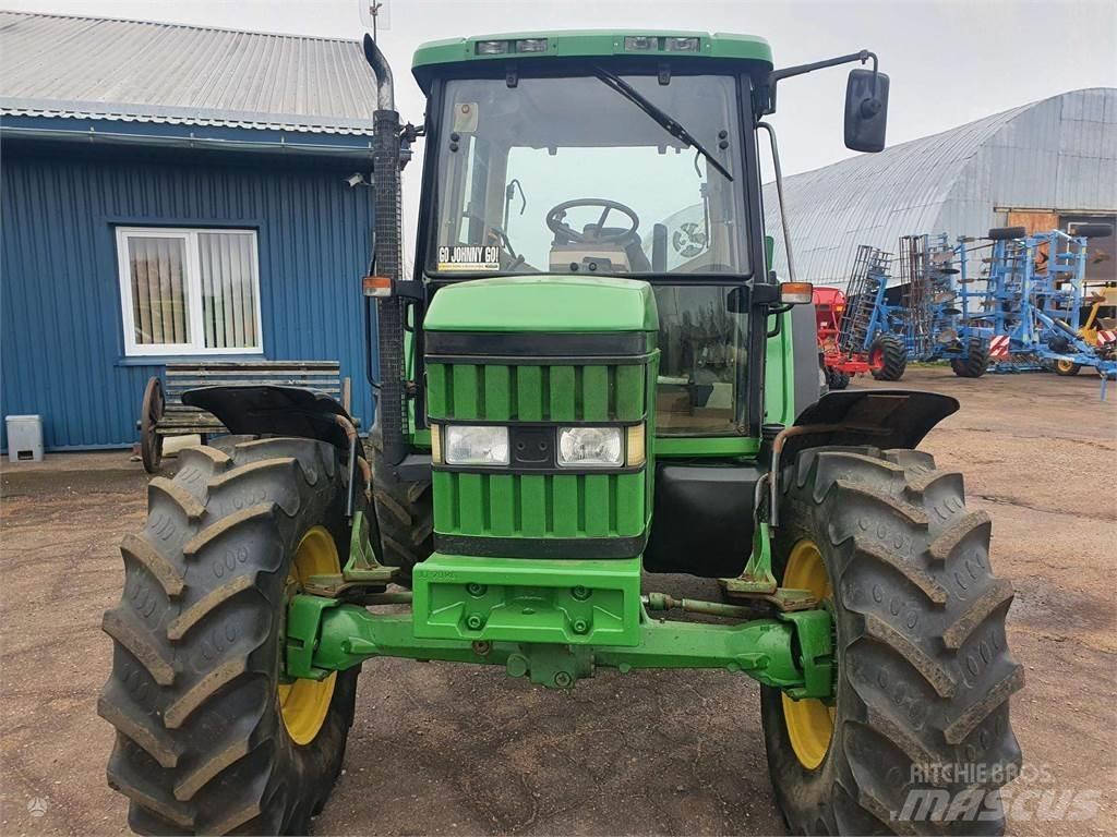 John Deere 6210 Traktoriai