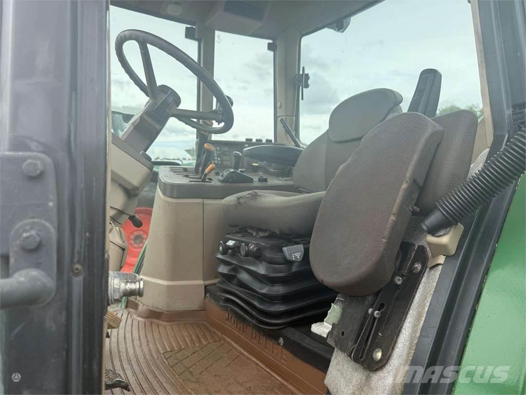 John Deere 6210 Traktoriai