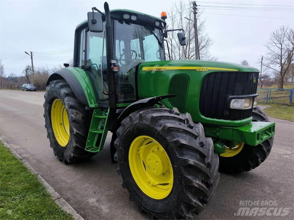 John Deere 6920 Traktoriai