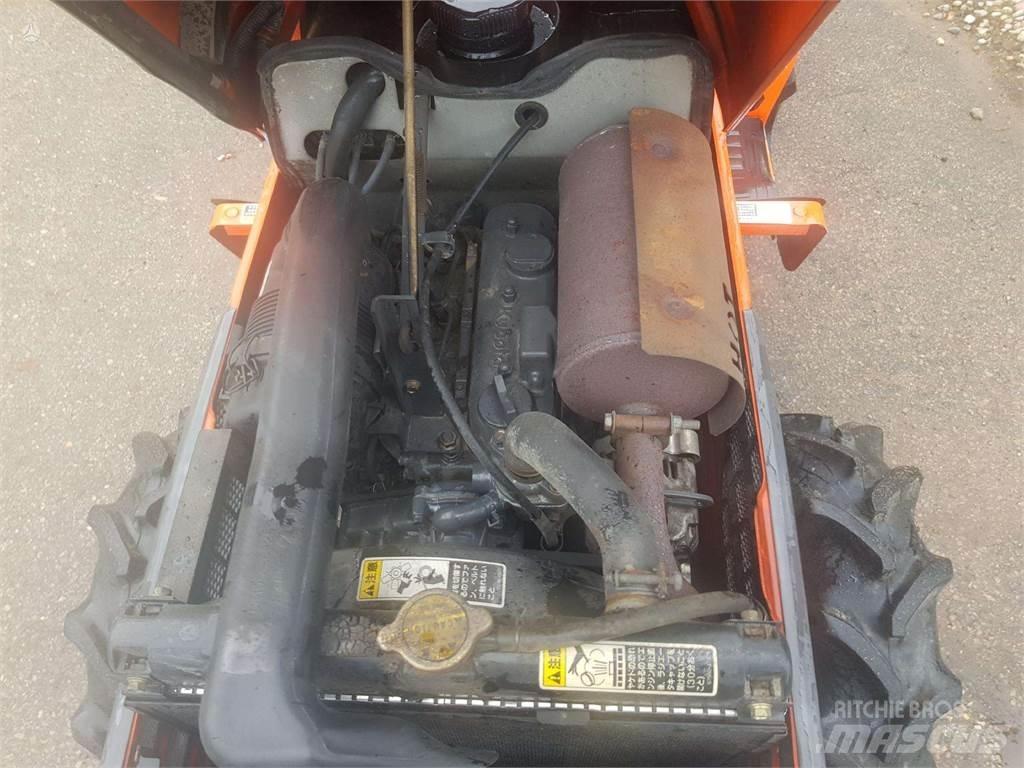 Kubota GB 18 Traktoriai