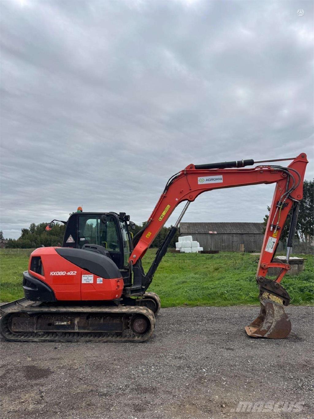 Kubota KX080-4a2 Vikšriniai ekskavatoriai
