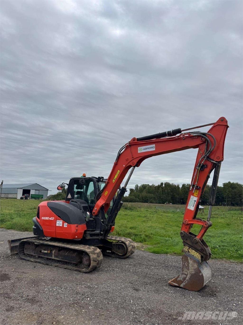 Kubota KX080-4a2 Vikšriniai ekskavatoriai