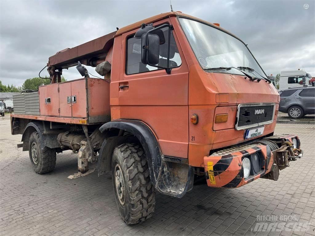 MAN 9.150 4x4 14m. Kita
