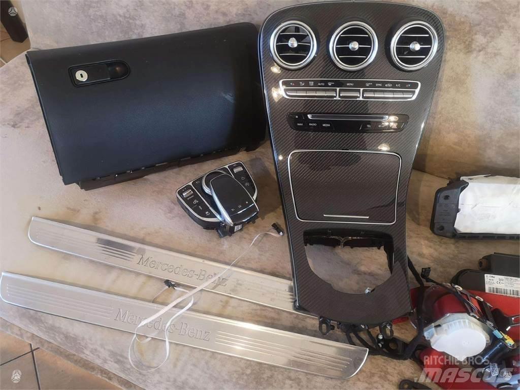 Mercedes-Benz  Statyba - Kita