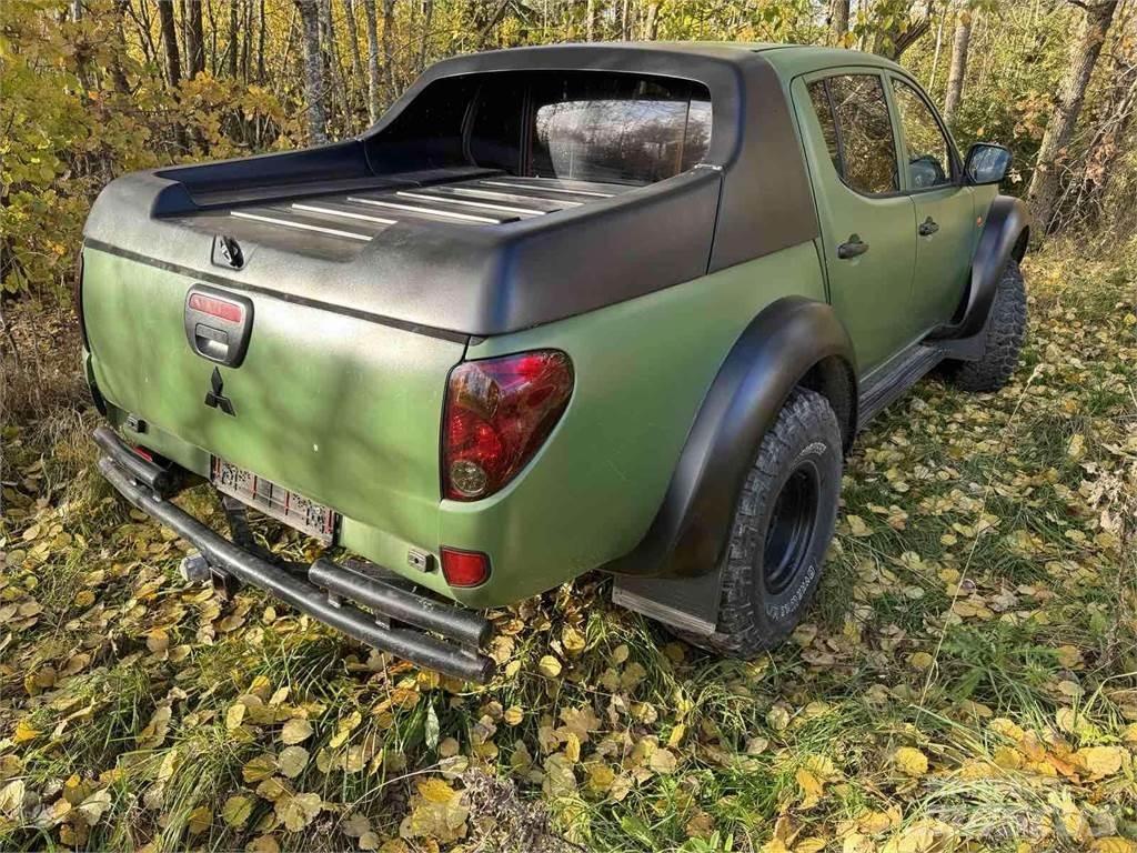 Mitsubishi  Lengvieji automobiliai