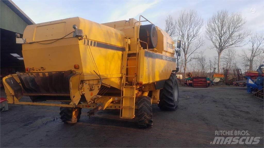 New Holland TX 66 Derliaus nuėmimo kombainai