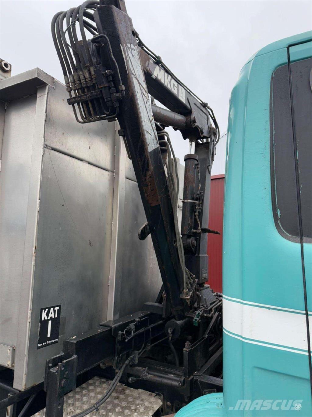 Scania 230 94D Savivarčių priekabų vilkikai