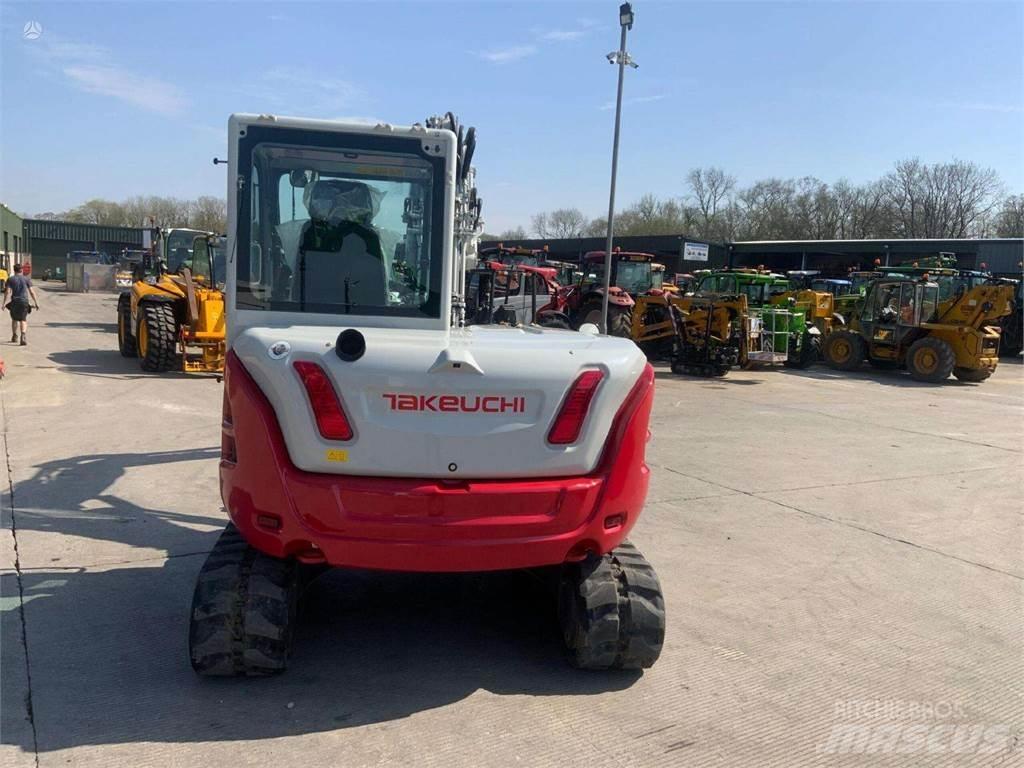 Takeuchi TB370 Vikšriniai ekskavatoriai