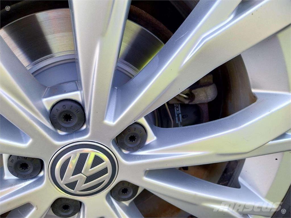 Volkswagen  Lengvieji automobiliai