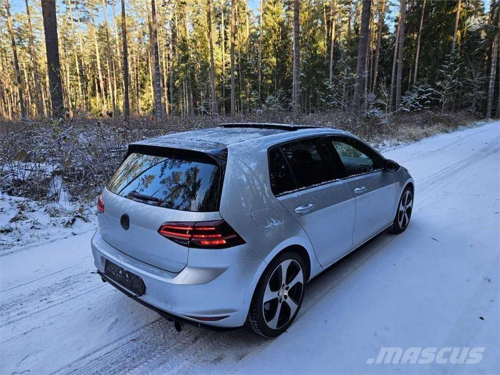 Volkswagen  Lengvieji automobiliai