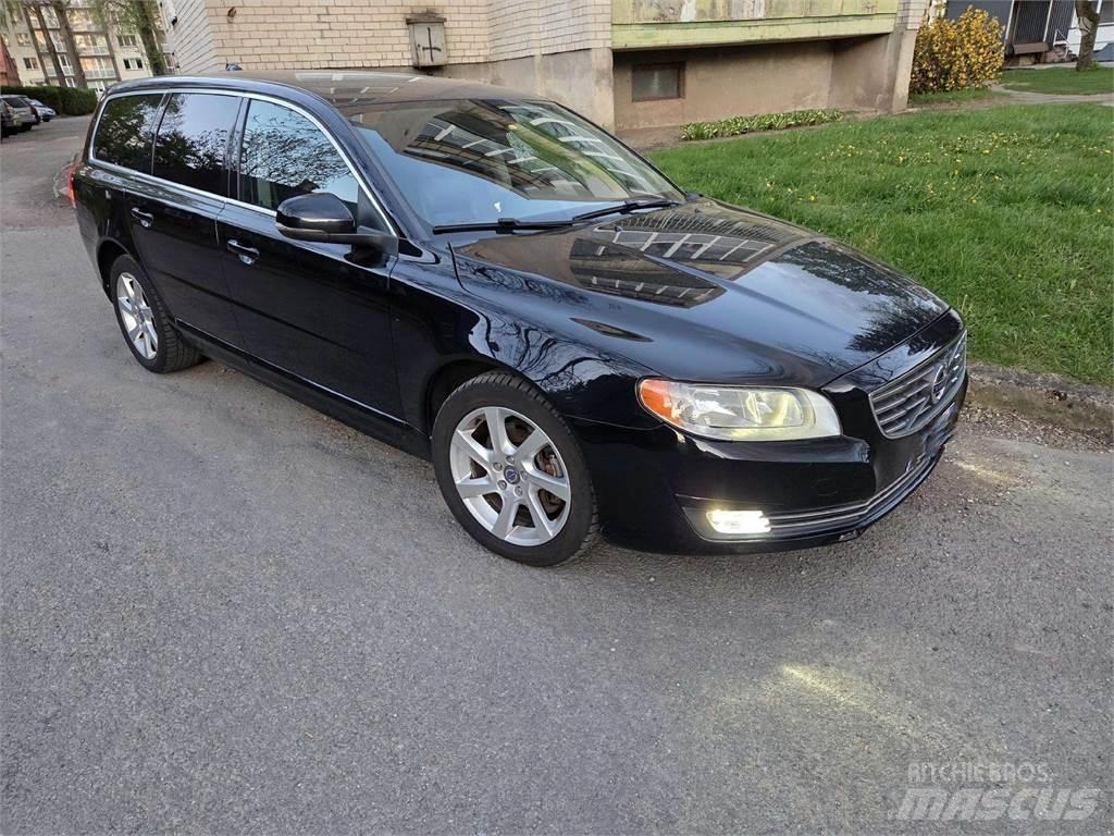 Volvo  Lengvieji automobiliai