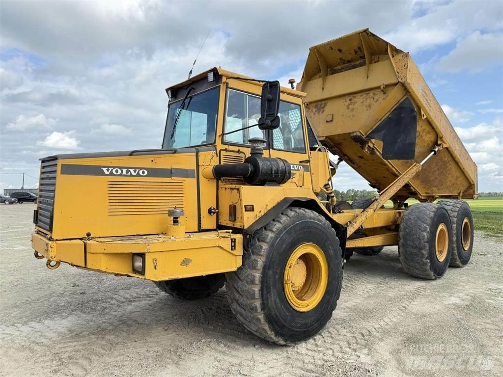 Volvo A25C Karjeriniai savivarčiai