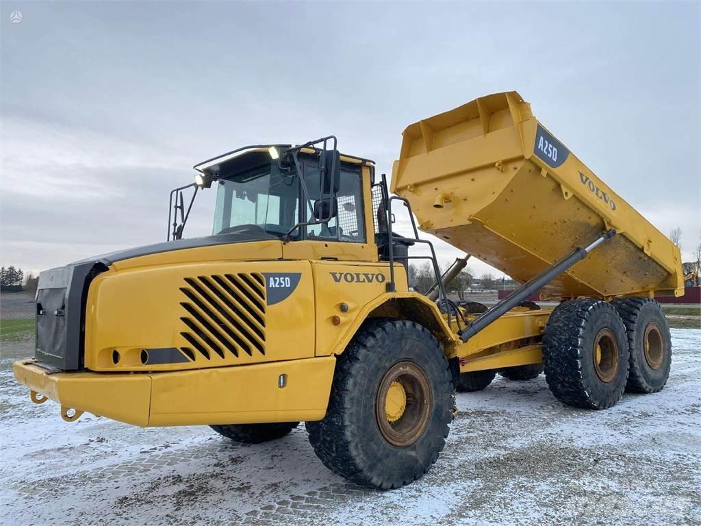 Volvo A25D Karjeriniai savivarčiai