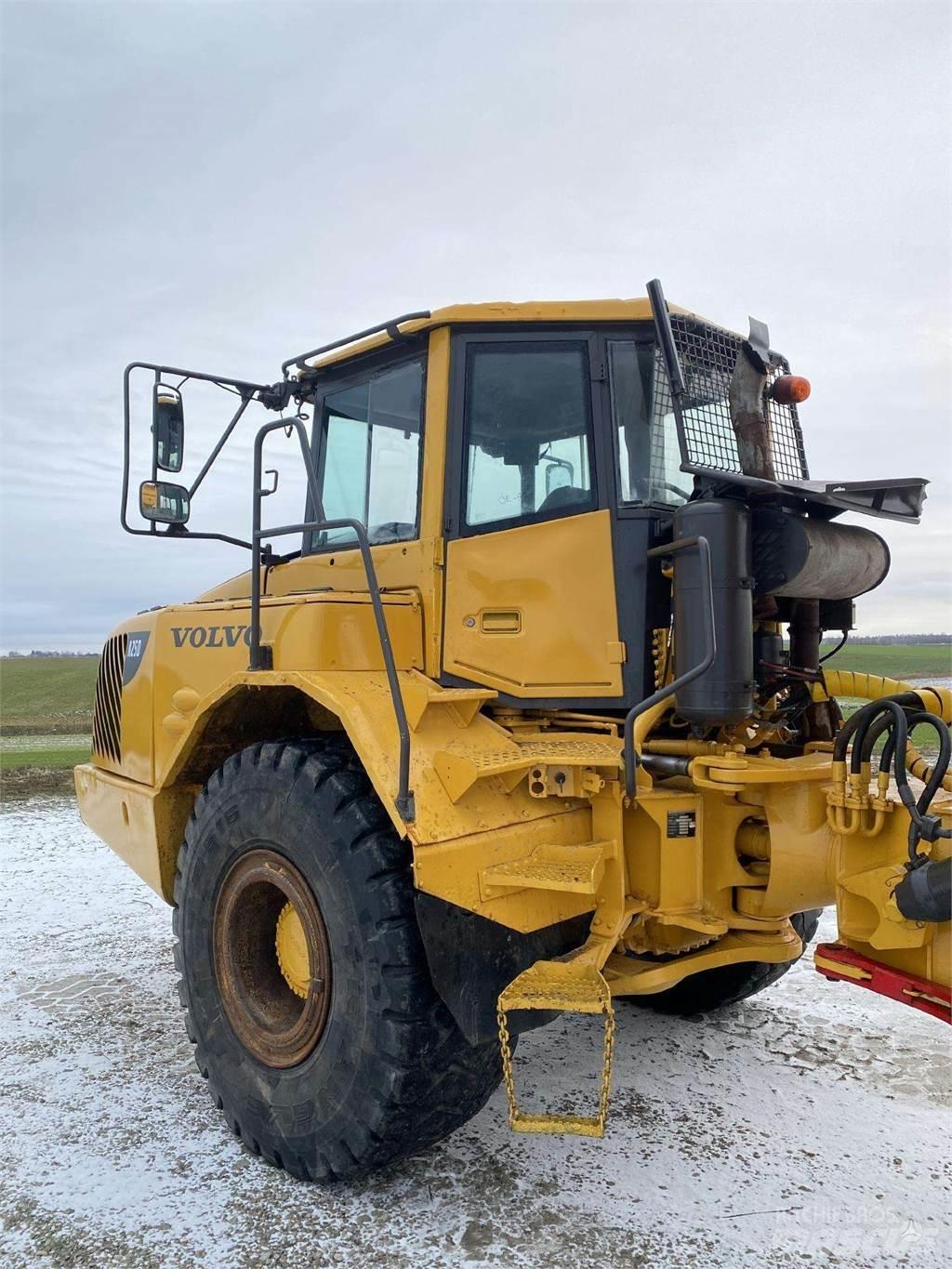 Volvo A25D Karjeriniai savivarčiai
