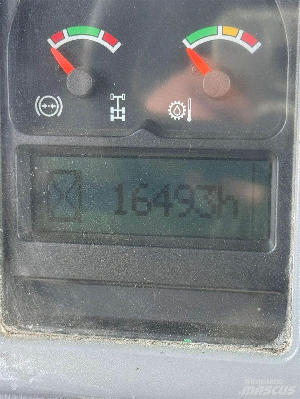 Volvo A25D Karjeriniai savivarčiai