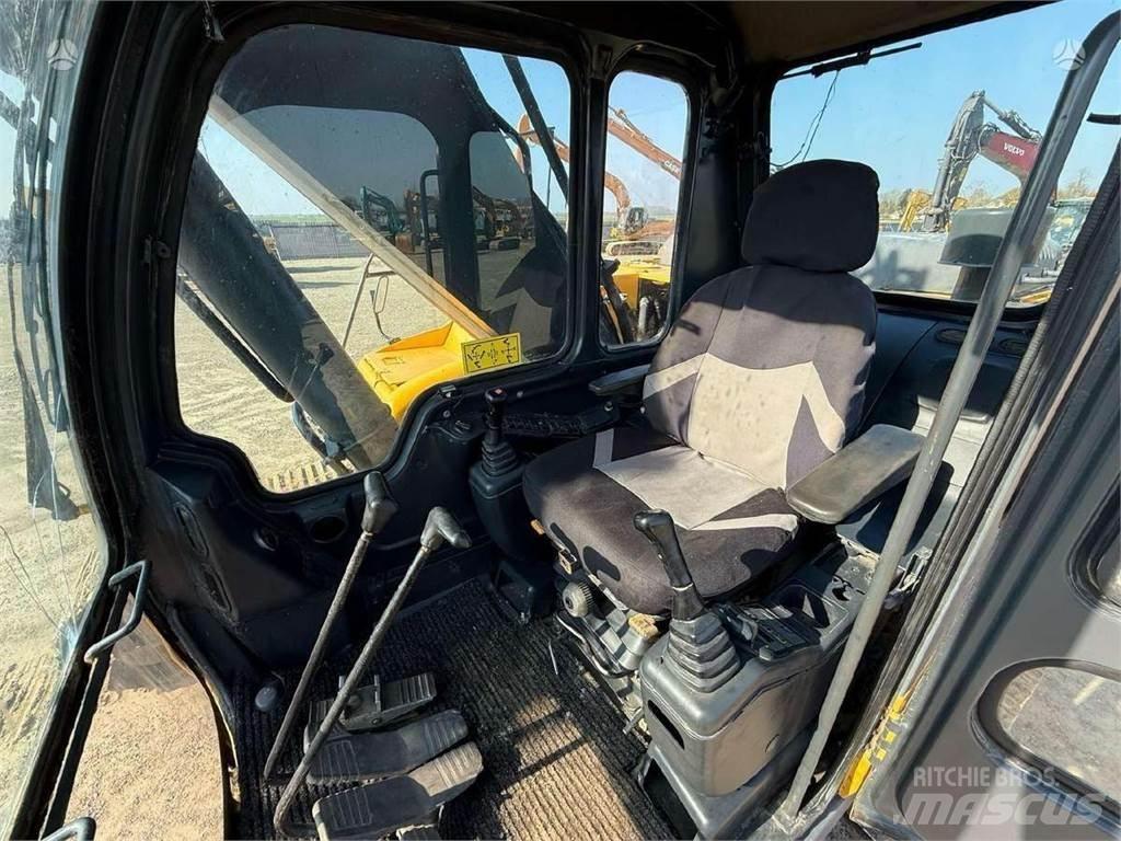 Volvo EC 240 LC Vikšriniai ekskavatoriai