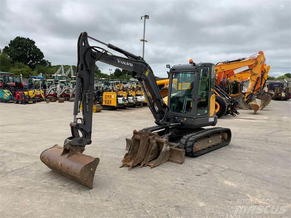 Volvo ECR50 Vikšriniai ekskavatoriai