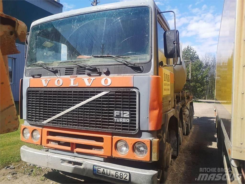 Volvo F12 Kita
