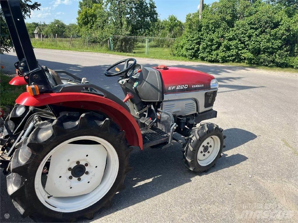 Yanmar EF 220 Traktoriai