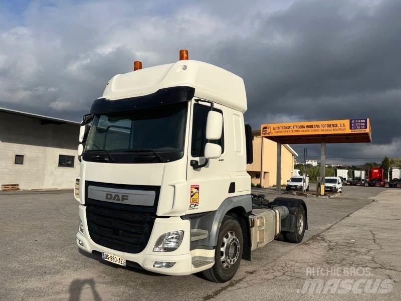 DAF CF Naudoti vilkikai