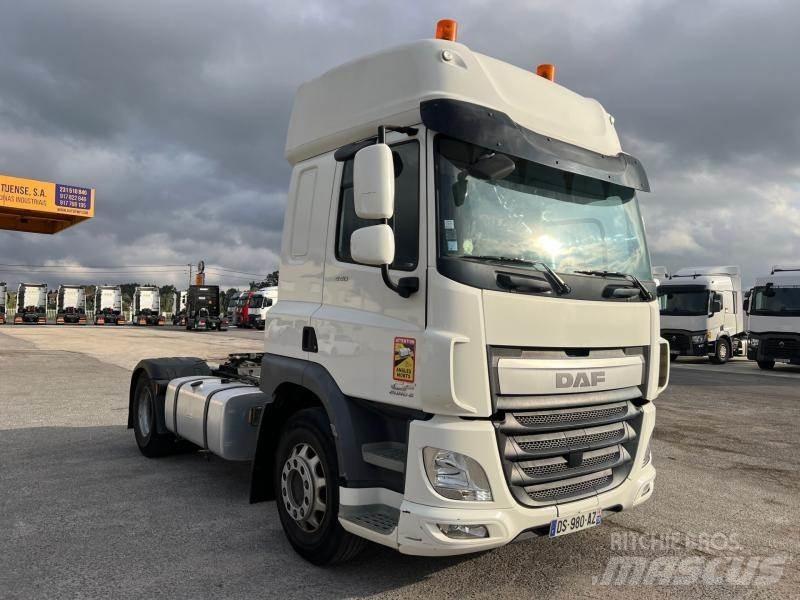 DAF CF Naudoti vilkikai