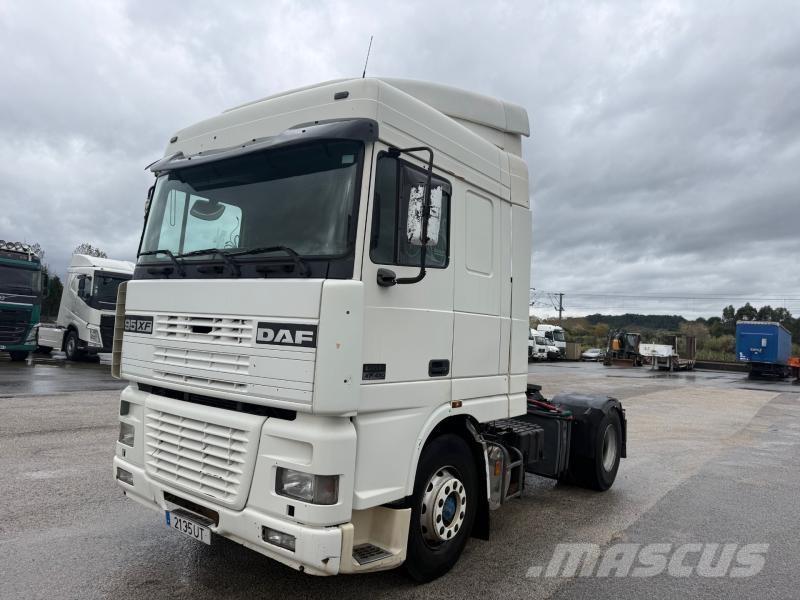 DAF XF 430 Naudoti vilkikai