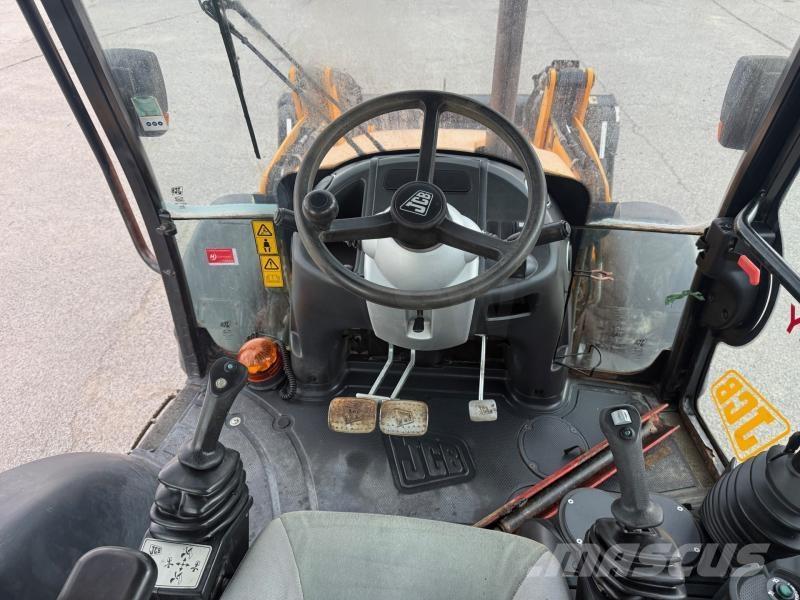 JCB 3 CX Ekskavatoriniai krautuvai