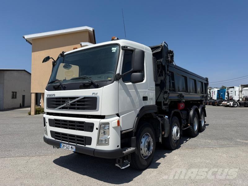 Volvo FM 440 Savivarčių priekabų vilkikai