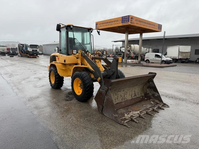 Volvo L 30 Mini krautuvai