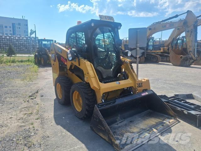 CAT 226D3 Naudoti ratiniai krautuvai