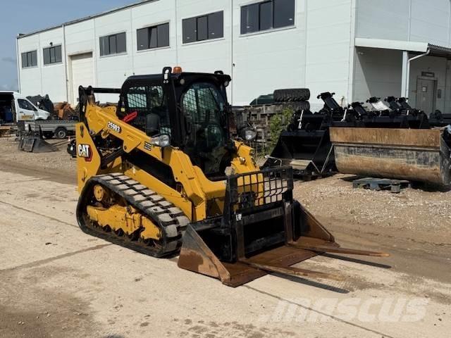 CAT 259D3 Krautuvai su šoniniu pasukimu