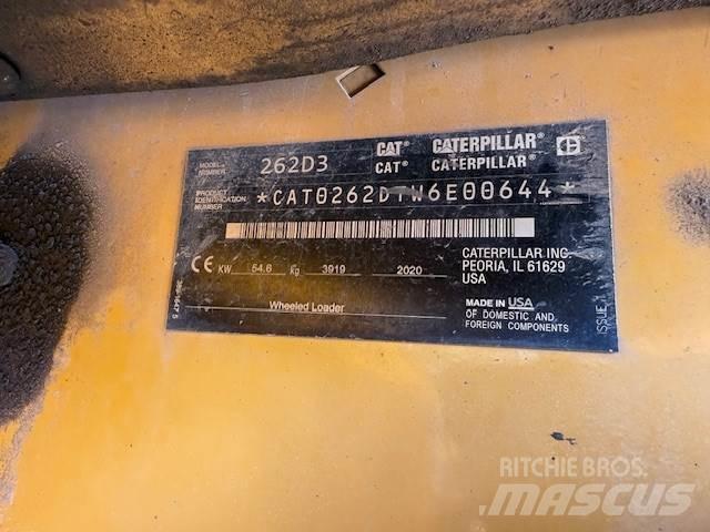 CAT 262D3 Krautuvai su šoniniu pasukimu