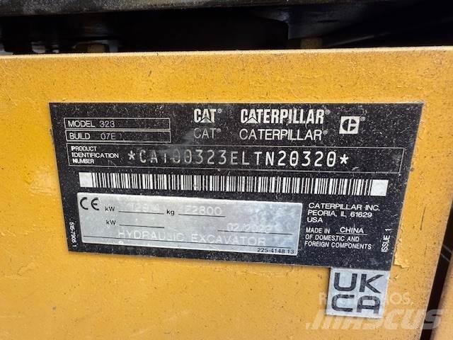 CAT 323-07 Vikšriniai ekskavatoriai
